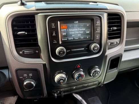 Used 2018 RAM 2500 Tradesman w/ Chrome Appearance Group AWD/4WD image 53