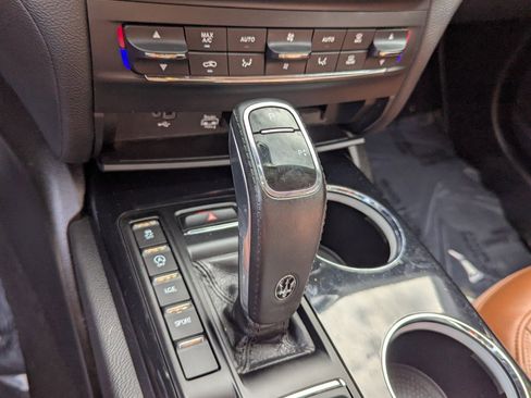 Used 2022 Maserati Ghibli Modena image 22