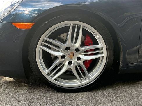 Certified 2015 Porsche 911 Carrera S RWD image 14