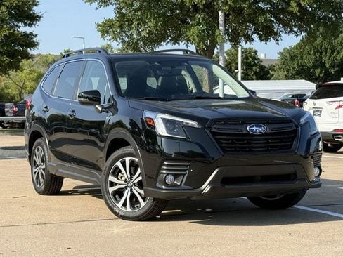 Used 2023 Subaru Forester Limited AWD/4WD image 2
