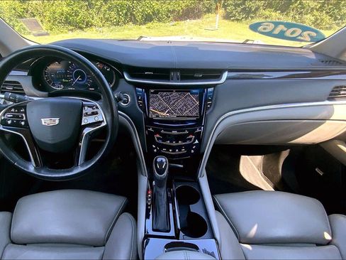 Used 2016 Cadillac XTS Premium FWD image 16