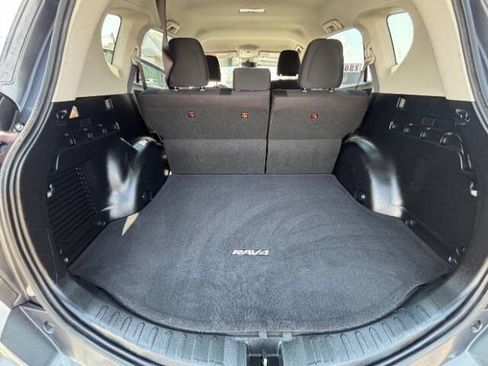 Used 2017 Toyota RAV4 LE w/ Carpet Mat Package FWD image 18