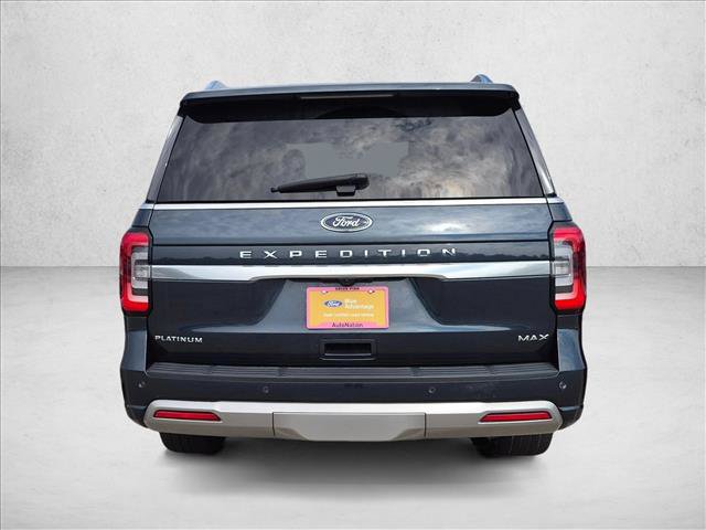 Used 2022 Ford Expedition Max Platinum AWD/4WD image 3