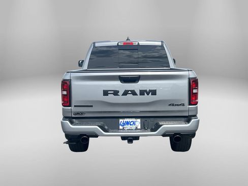 Used 2025 RAM 1500 Big Horn AWD/4WD image 3