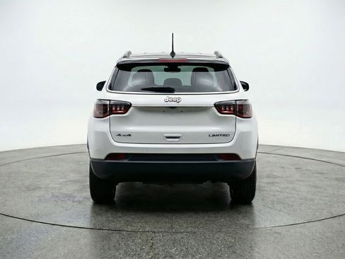 Used 2025 Jeep Compass Limited AWD/4WD image 7