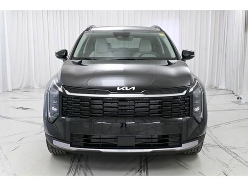 New 2026 Kia Sportage EX w/ EX Panorama Roof Package image 3