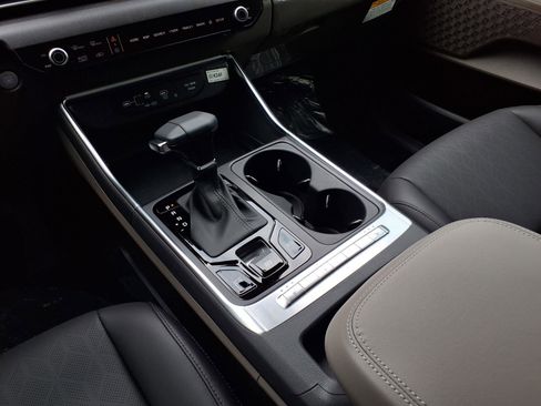 New 2026 Kia Carnival EX image 9