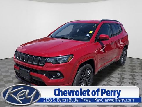 Used 2022 Jeep Compass Limited AWD/4WD image 1