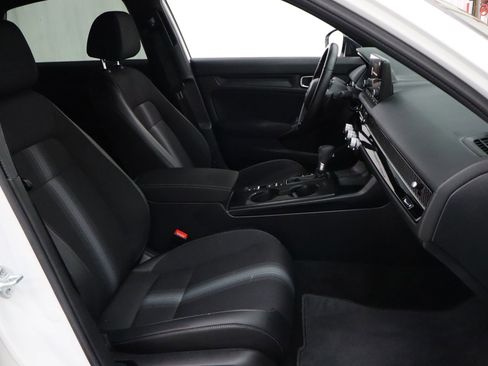 Used 2025 Honda Civic Sport image 28
