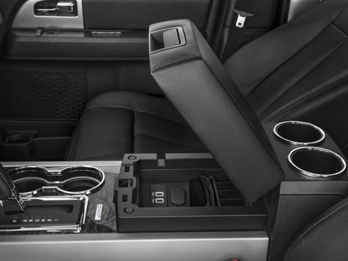 Used 2017 Ford Expedition EL Limited image 9