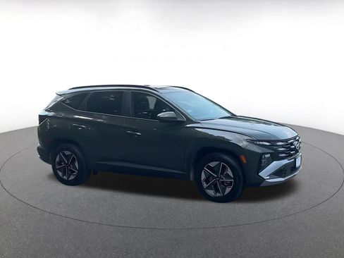 Used 2025 Hyundai Tucson SEL AWD/4WD image 2