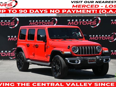 Used 2025 Jeep Wrangler Unlimited Sahara AWD/4WD image 1
