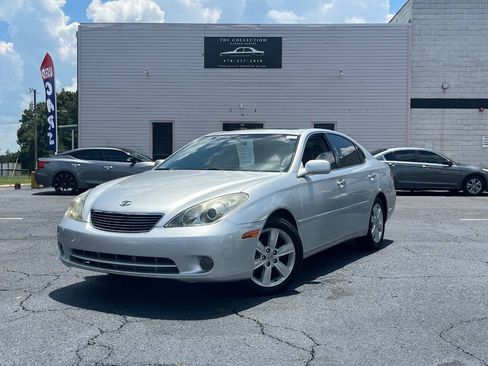 Used 2005 Lexus ES 330 w/ DVD Navigation System Pkg FWD image 1