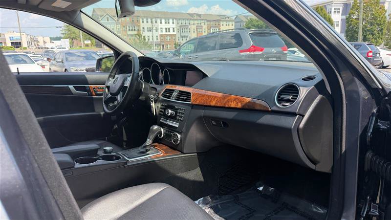 Used 2013 Mercedes-Benz C 300 Luxury 4MATIC Sedan image 15