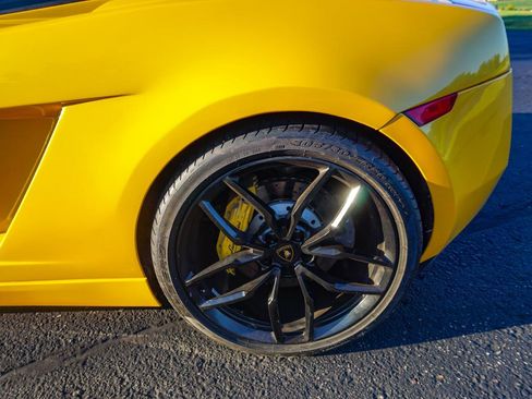 Used 2005 Lamborghini Gallardo image 40