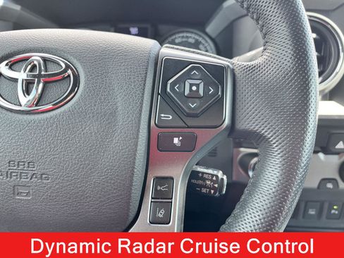 Used 2021 Toyota Tacoma TRD Sport image 31