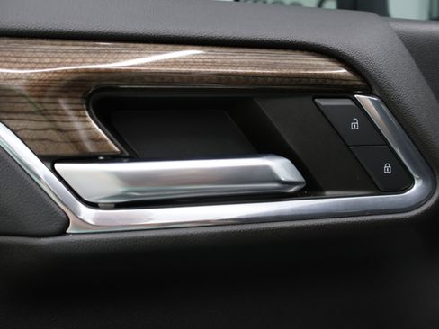 Used 2024 Chevrolet Silverado 3500 LT w/ Z71 Sport Edition image 44