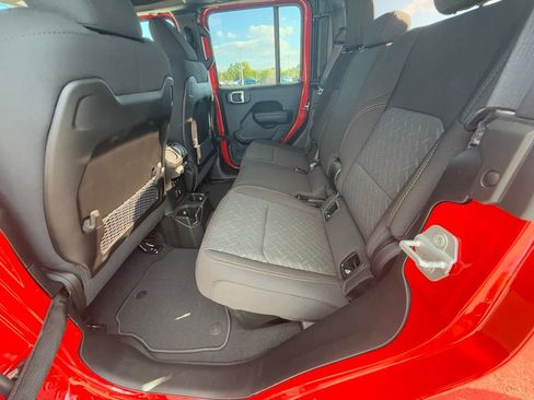 New 2026 Jeep Gladiator Mojave image 23