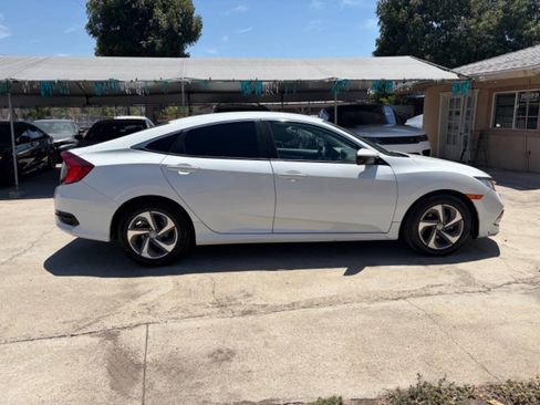 Used 2021 Honda Civic LX image 6