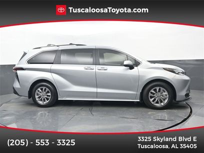Used 2025 Toyota Sienna LE