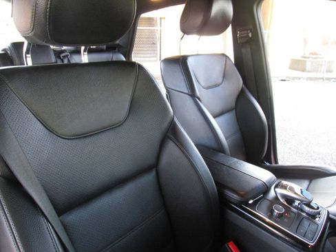 Used 2019 Mercedes-Benz GLE 43 AMG 4MATIC Coupe image 41