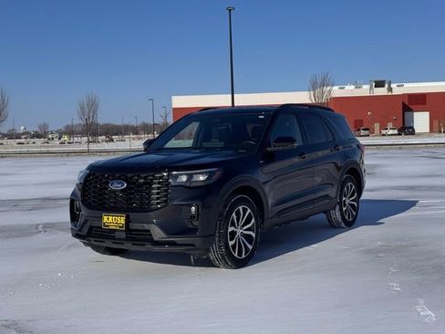 Used 2025 Ford Explorer ST-Line image 37