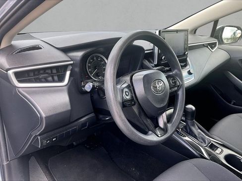 Used 2020 Toyota Corolla LE FWD image 14