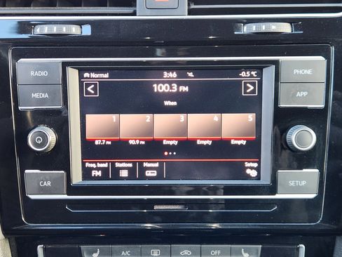 Used 2019 Volkswagen GTI Rabbit Edition image 11