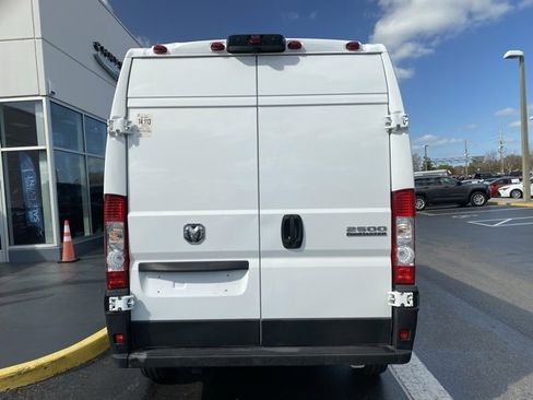 Used 2023 RAM ProMaster 2500 image 7