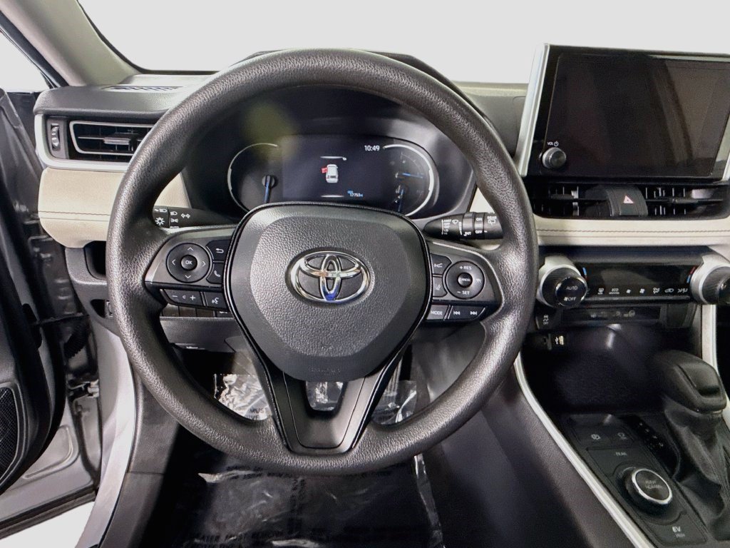 Used 2024 Toyota RAV4 XLE w/ Convenience Package AWD/4WD image 12