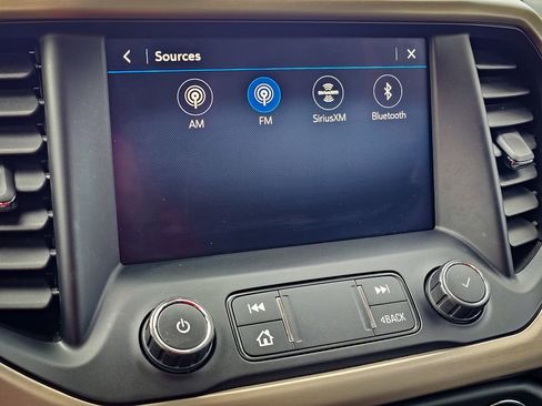 Used 2020 GMC Acadia Denali w/ Trailering Package image 26