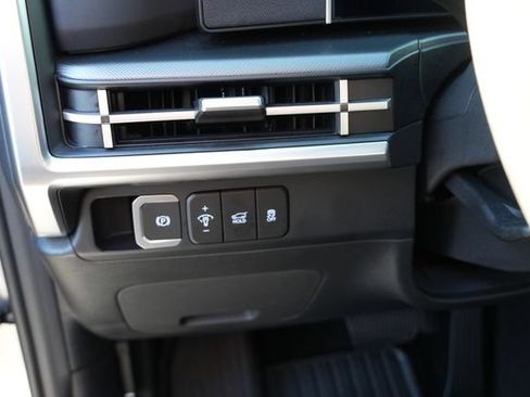 Used 2026 Hyundai Santa Fe SEL FWD image 25