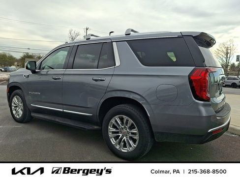 Used 2022 GMC Yukon SLT w/ SLT Luxury Package image 8