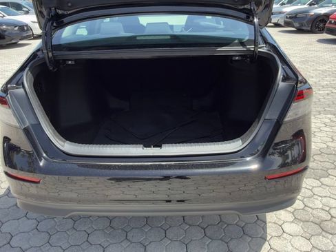 Used 2024 Honda Accord EX image 17