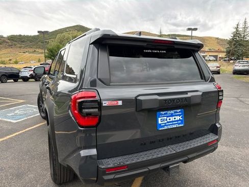 Used 2026 Toyota 4Runner SR5 AWD/4WD image 7