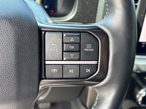 Certified 2025 Ford F250 Platinum w/ Tremor Off-Road Package AWD/4WD image 19
