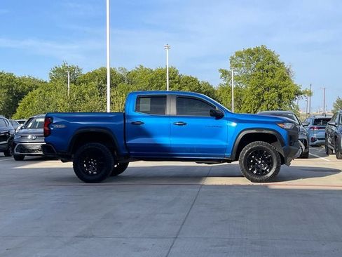 Used 2023 Chevrolet Colorado Trail Boss w/ Technology Package AWD/4WD image 7