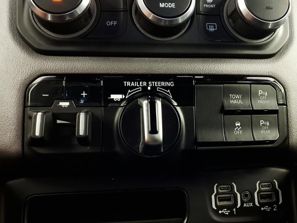 Used 2023 RAM 1500 Big Horn AWD/4WD image 22
