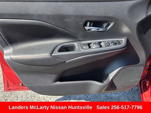 Used 2025 Nissan Versa SR w/ Trunk Package FWD image 20