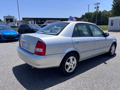 Used 2002 MAZDA Protege FWD image 6
