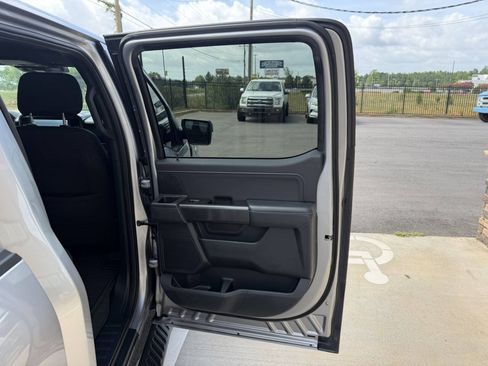 Used 2021 Ford F150 XLT w/ Equipment Group 302A High AWD/4WD image 13