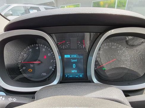 Used 2016 Chevrolet Equinox LT FWD image 17