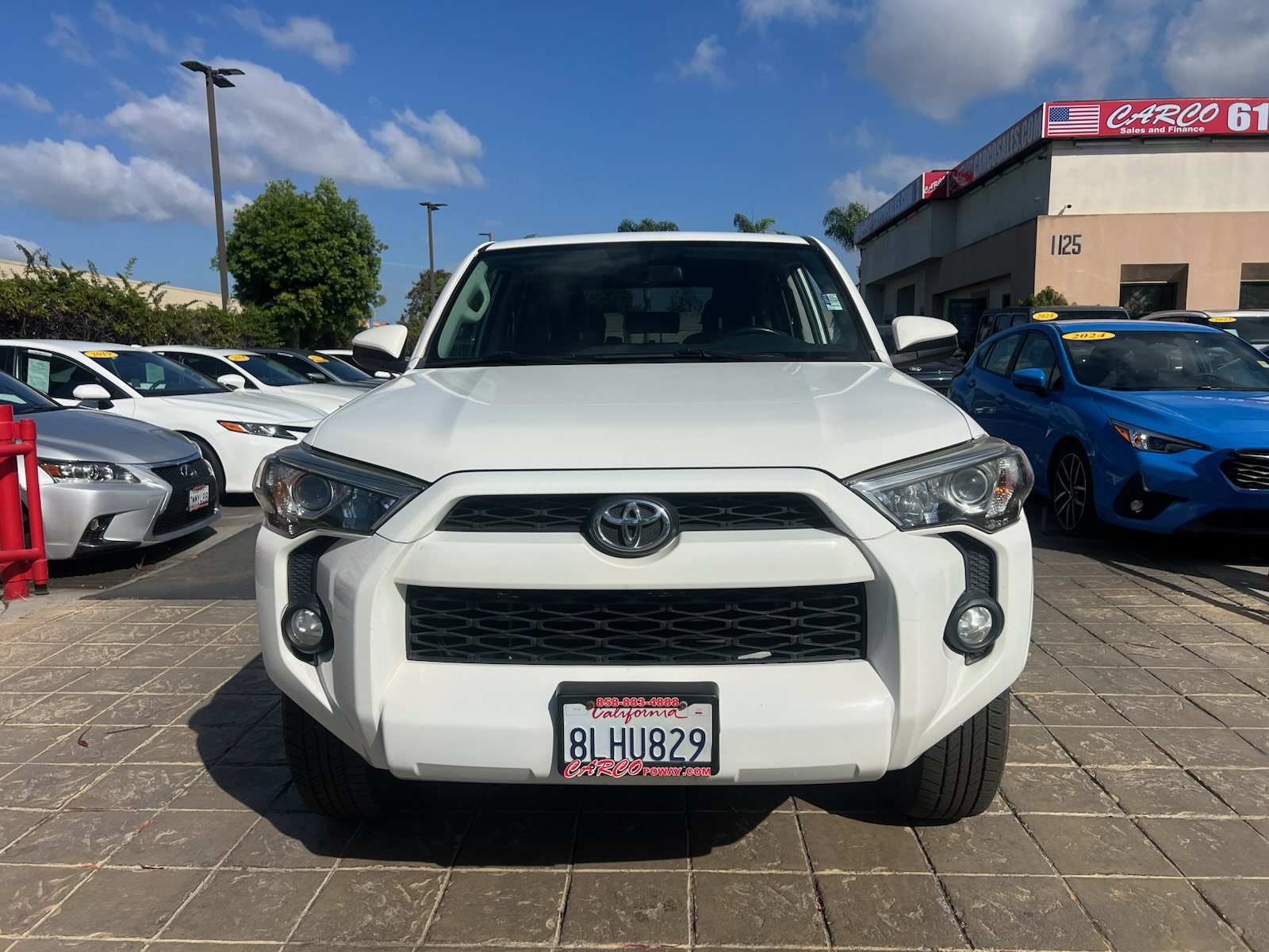 Used 2018 Toyota 4Runner SR5 AWD/4WD image 3