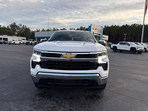 New 2026 Chevrolet Silverado 1500 LT image 8