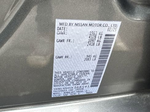 Used 2025 Nissan Altima 2.5 SV image 32