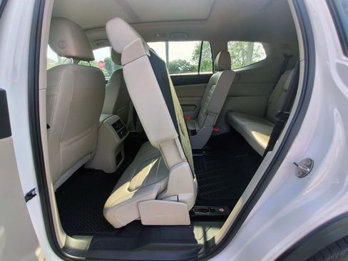 Used 2019 Volkswagen Atlas SEL Premium AWD/4WD image 36