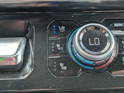 Used 2022 GMC Sierra 1500 Denali w/ Technology Package AWD/4WD image 20