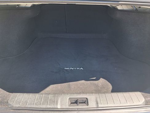 Used 2022 Nissan Sentra SV FWD image 26