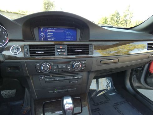 Used 2013 BMW 328i Convertible image 48