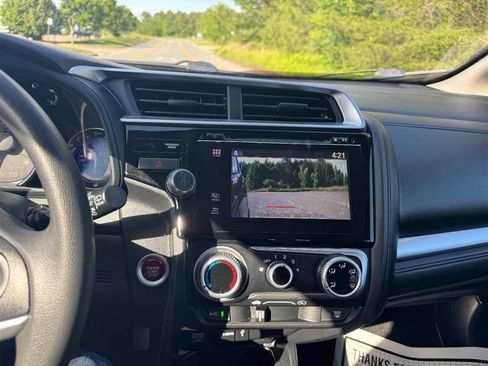 Used 2017 Honda Fit EX image 17